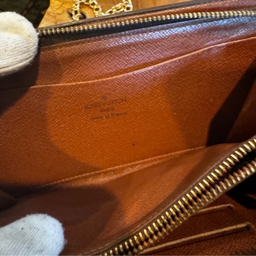 Louis Vuitton Monogram Zippy Long Wallet Converted Crossbody Bag - Picture 14 of 16